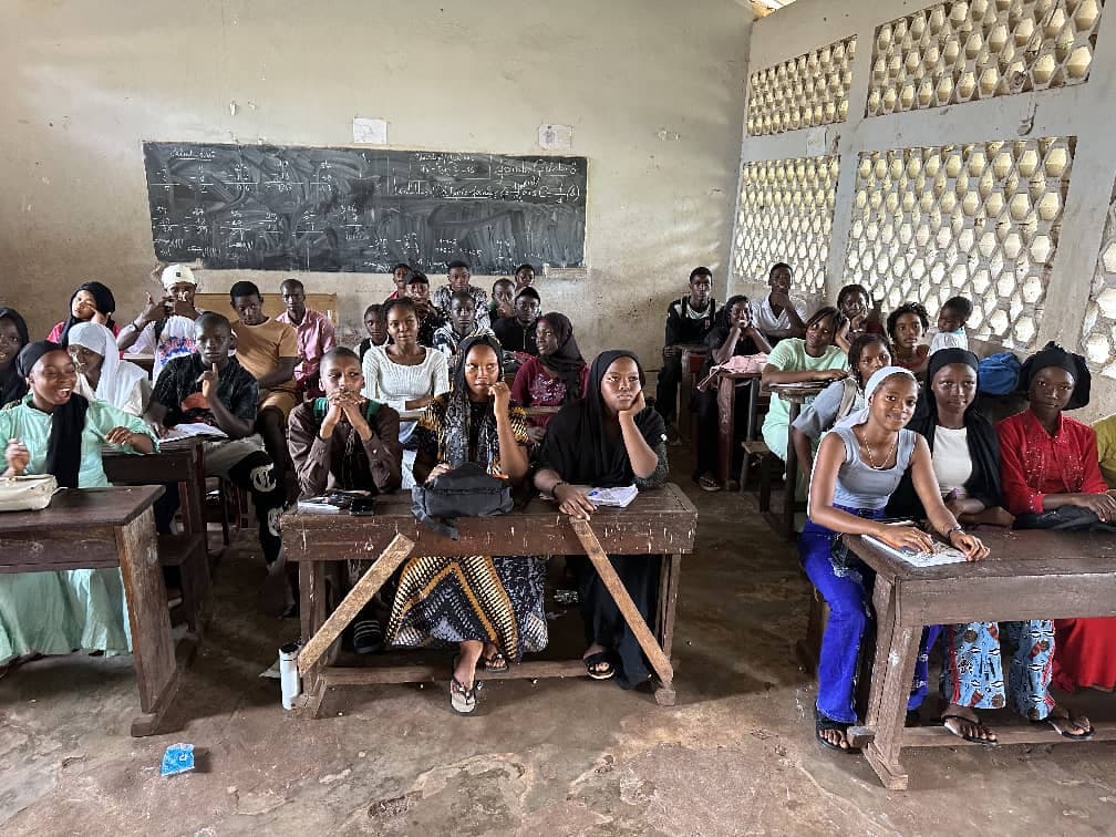 Séance de soutien scolaire Gandal à Fria, Guinée